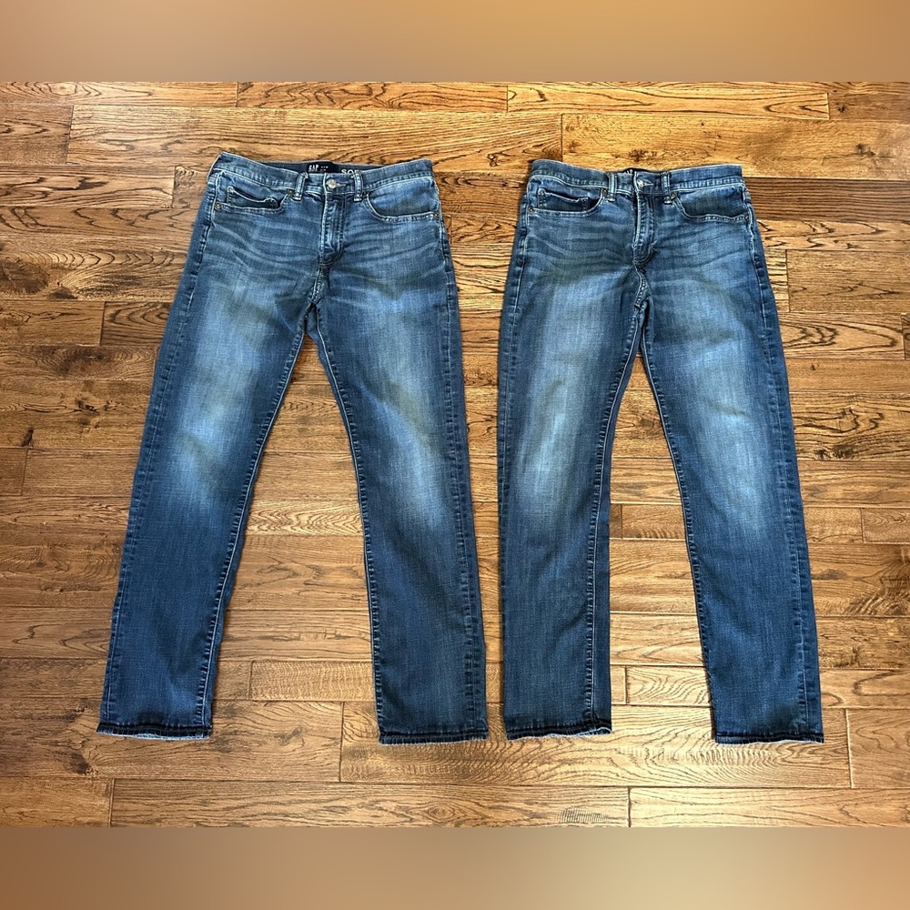 EUC Lot of 2 GAP Men's Soft Wear Slim Straight Jeans Size 31x32